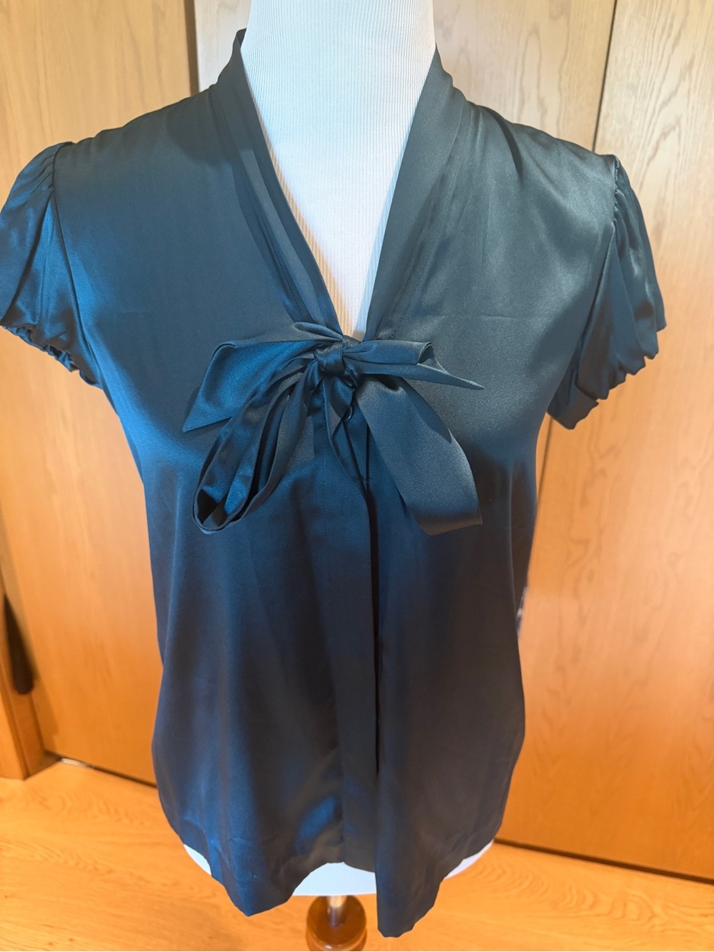 Theory Teal Silk Tie Neck Blouse Flutter Sleeve Top Size S